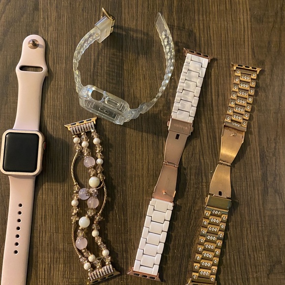 Apple Accessories - Apple Watch Series 3 38mm